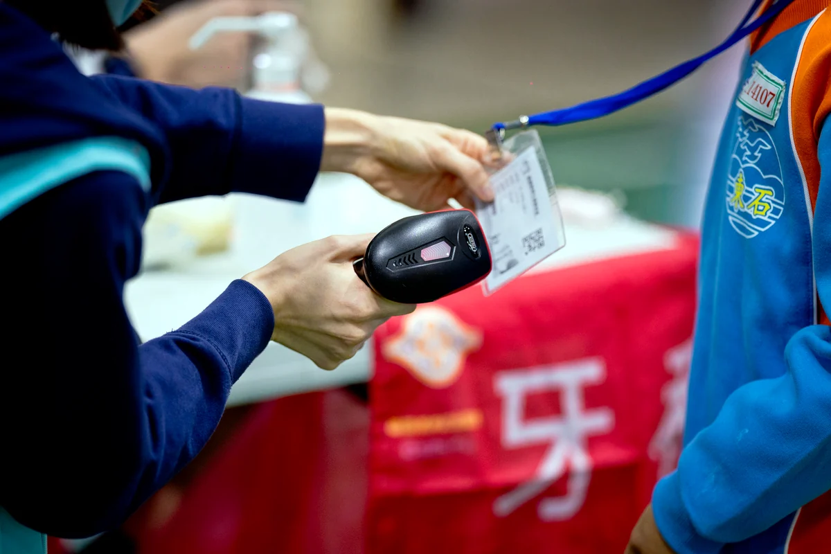 現場人員使用條碼進行健檢報到